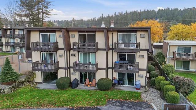 $229,000 | 305 South Liberty Lake Road, Unit 1, Liberty Lake, WA 99019