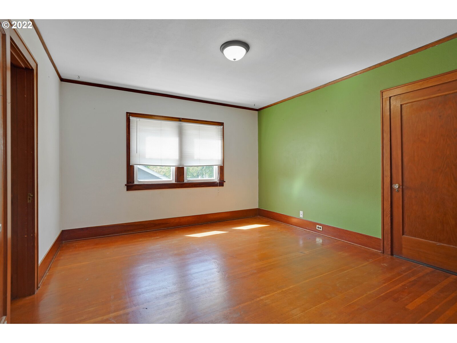 440 17th Street Northeast Salem, OR 97301 - Photo 25 of 32 a view of empty room with window