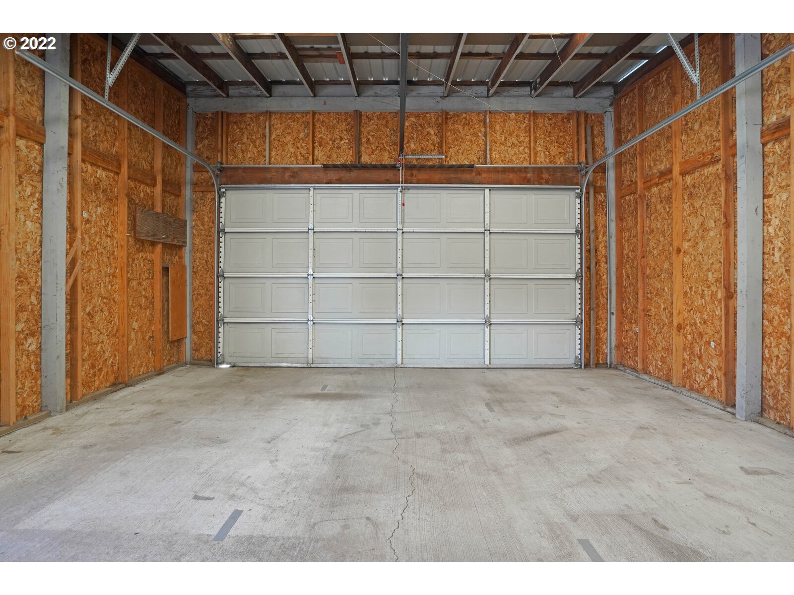 440 17th Street Northeast Salem, OR 97301 - Photo 29 of 32 a view of a glass door