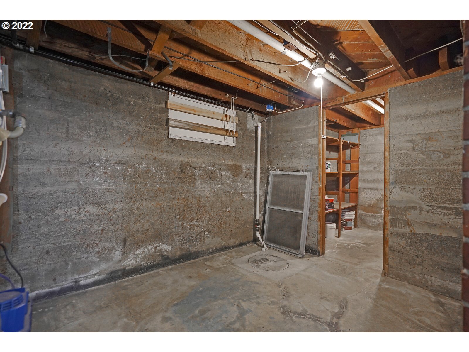 440 17th Street Northeast Salem, OR 97301 - Photo 5 of 32 a view of an empty room