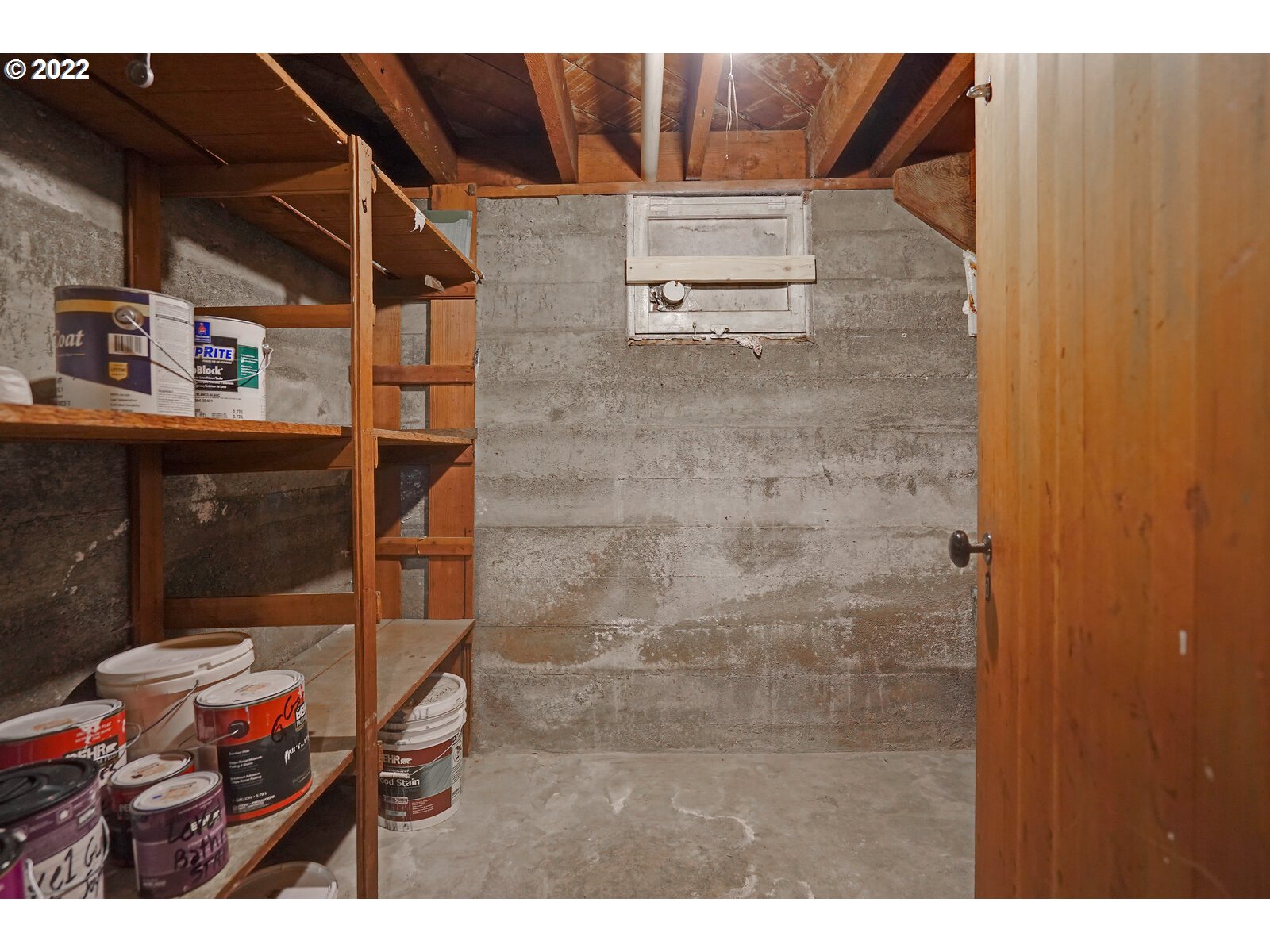 440 17th Street Northeast Salem, OR 97301 - Photo 6 of 32 a view of storage and utility room