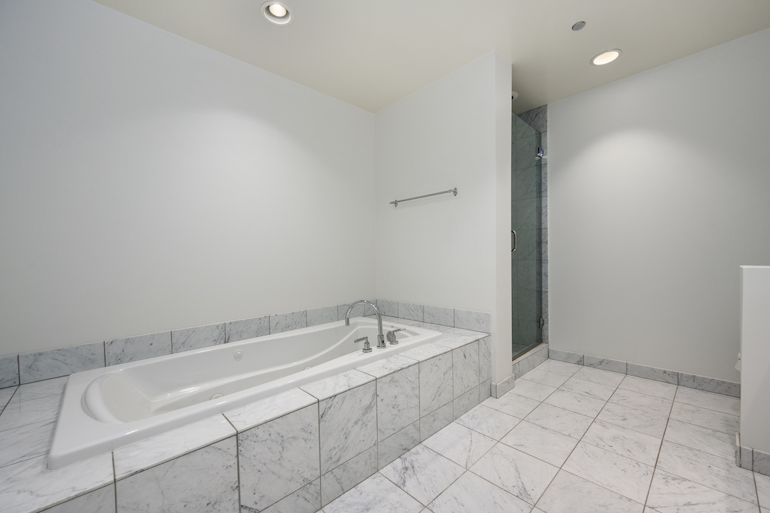 333 North Canal Street, Unit 3404 Chicago, IL 60606 - Photo 25 of 47