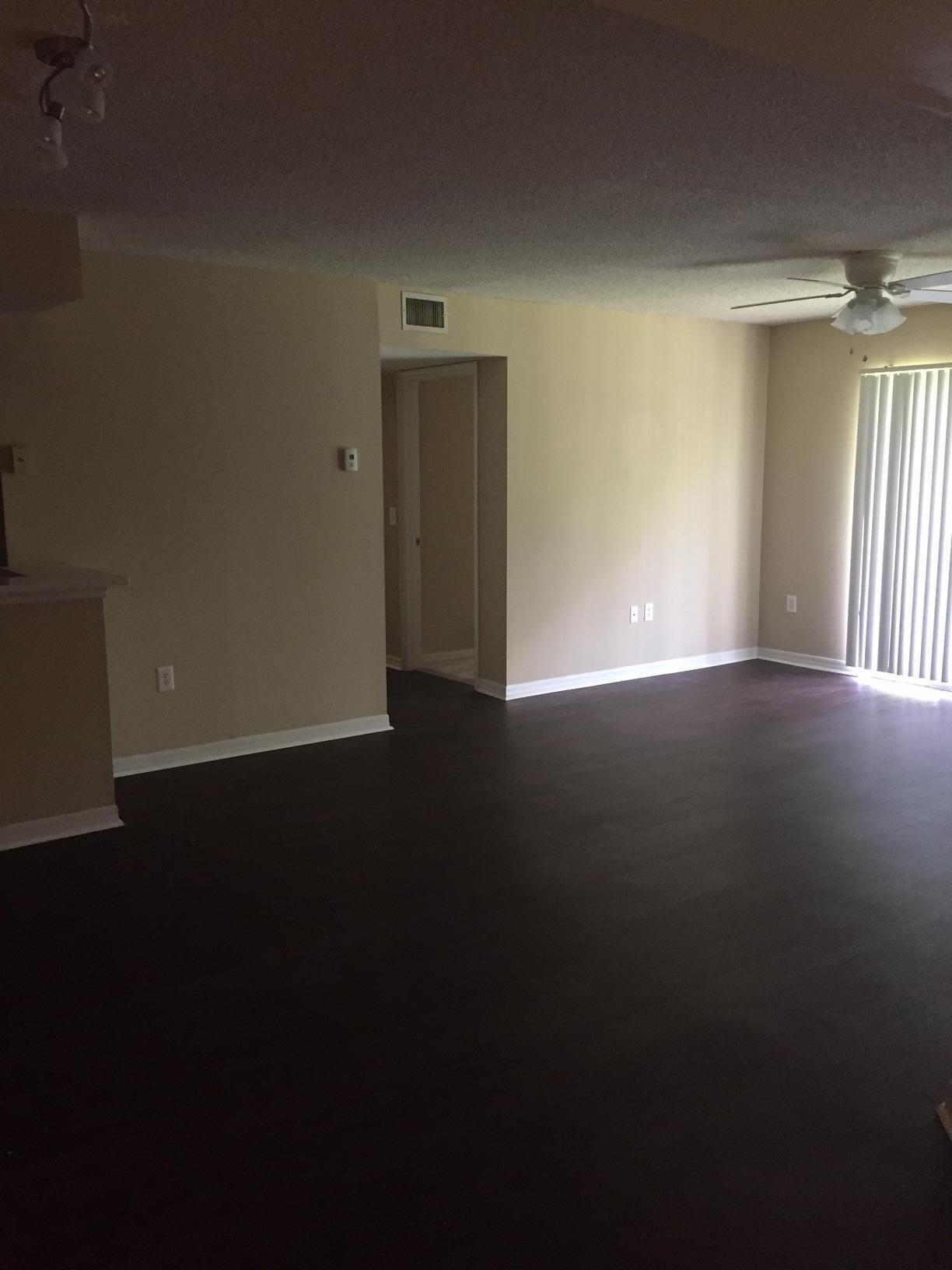 4171 Haverhill Road, Unit 1007 West Palm Beach, FL 33417 - Photo 4 of 21 IMG_5121