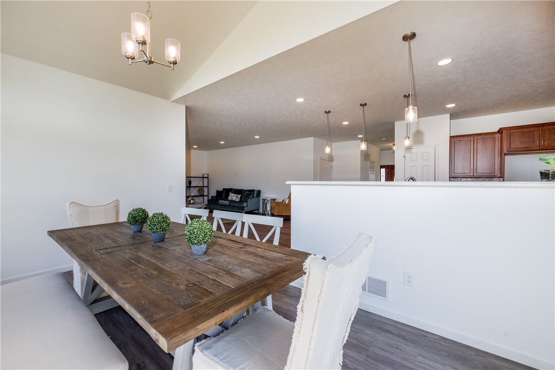 23 Kingsbarn Road Henrietta, NY 14586 - Photo 15 of 41