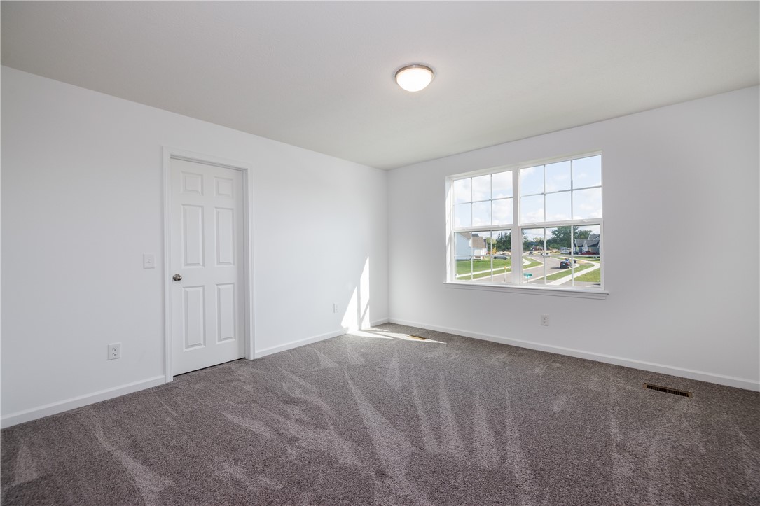 23 Kingsbarn Road Henrietta, NY 14586 - Photo 22 of 41