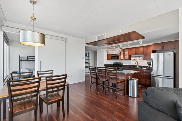 $325,000 | 8161 33rd Avenue South, Unit W 509, Bloomington, MN 55425