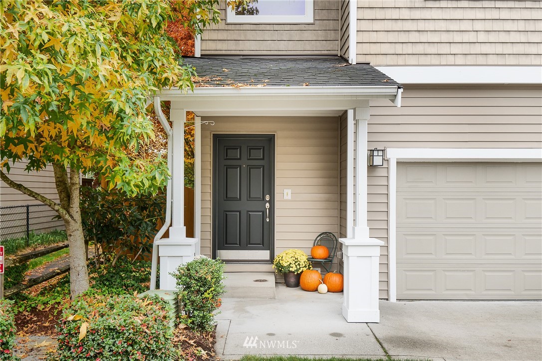19302 25th Avenue Southeast Bothell, WA 98012 - Photo 2 of 19