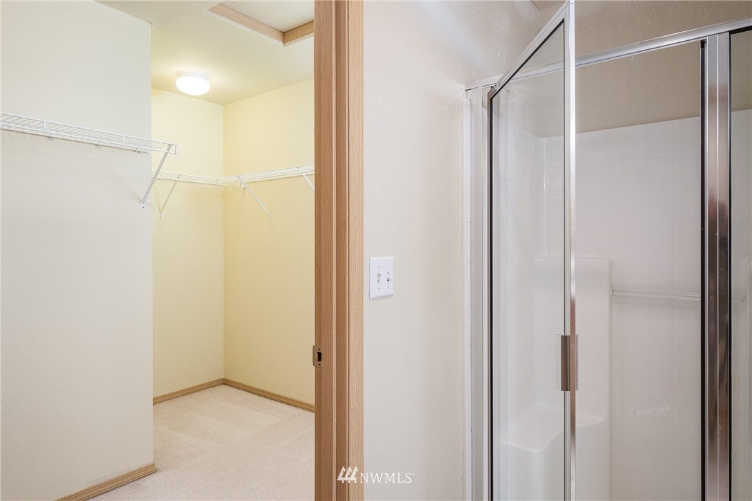 19302 25th Avenue Southeast Bothell, WA 98012 - Photo 13 of 19