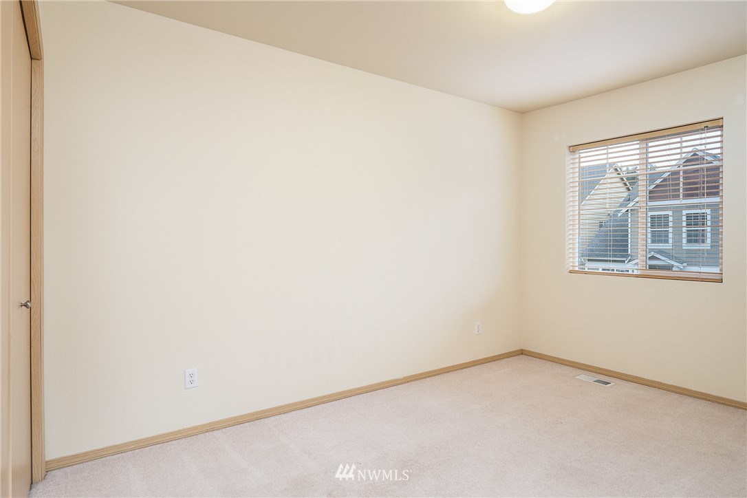 19302 25th Avenue Southeast Bothell, WA 98012 - Photo 16 of 19