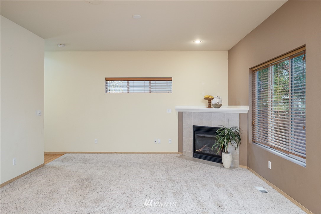 19302 25th Avenue Southeast Bothell, WA 98012 - Photo 4 of 19