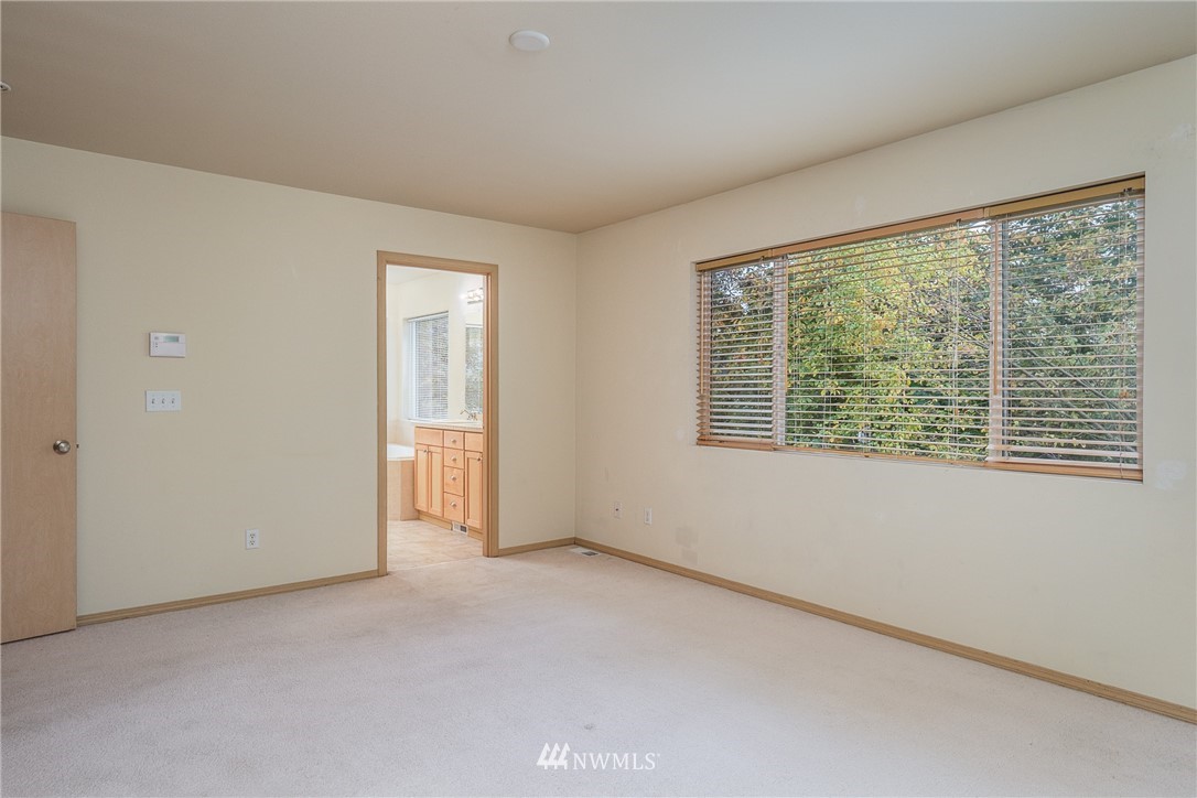 19302 25th Avenue Southeast Bothell, WA 98012 - Photo 10 of 19
