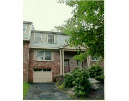 252 Quail Run Road Venetia, PA 15367 - Photo 1 of 1 Exterior Front.