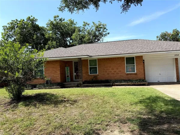 $228,000 | 532 Lindenwood Drive, Lancaster, TX 75134