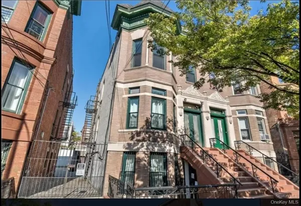 $3,400 | Undisclosed Address | Longwood