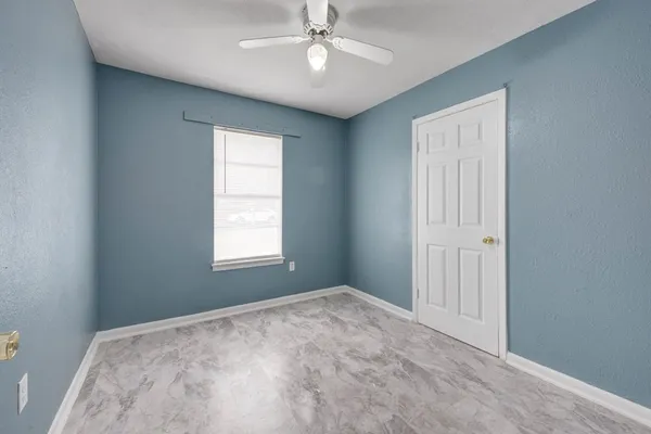 $1,900 | 1330 Red Bird Street, Rockport, TX 78382