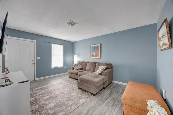 $1,900 | 1330 Red Bird Street, Rockport, TX 78382