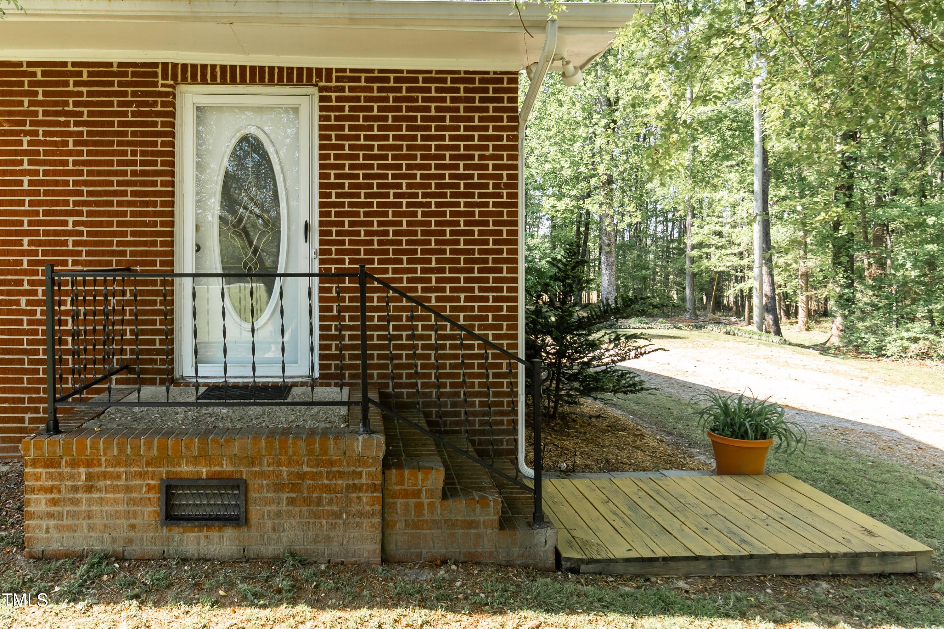449 Hill Road Franklinton, NC 27525 - Photo 57 of 75 Guest Porch 01