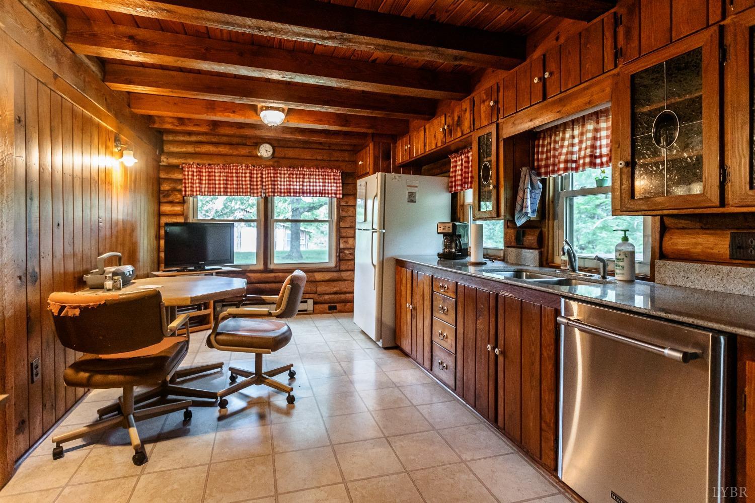 405 Moonlight Road Appomattox, VA 24522 - Photo 25 of 50 Gallery Image 25