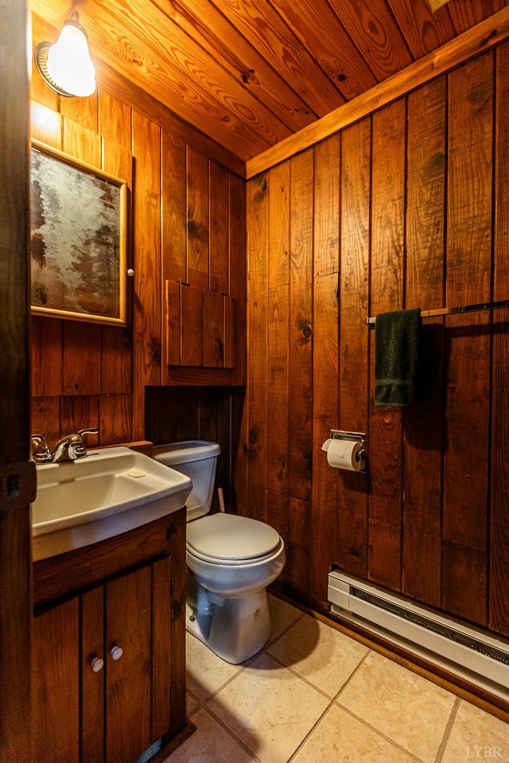 405 Moonlight Road Appomattox, VA 24522 - Photo 28 of 50 Gallery Image 28