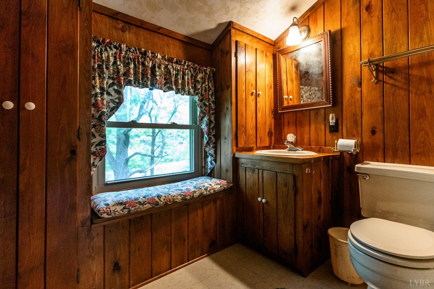 405 Moonlight Road Appomattox, VA 24522 - Photo 38 of 50 Gallery Image 38