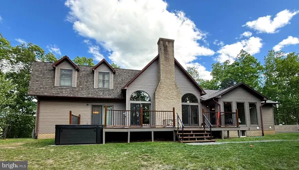 $595,000 | 500 Maryvale Lane, Petersburg, WV 26847