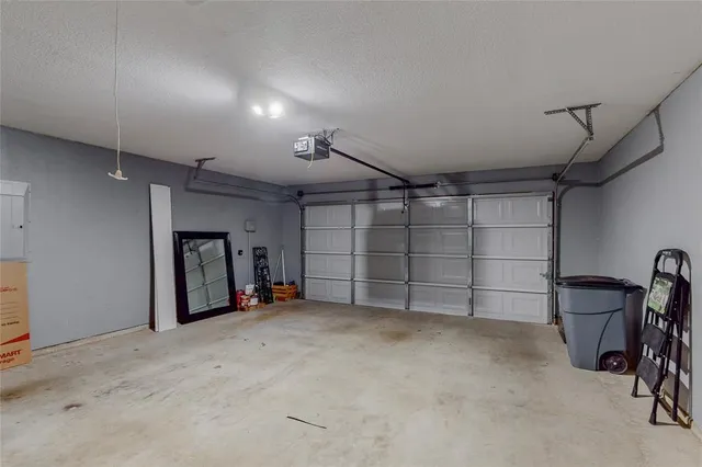 a view of a garage room