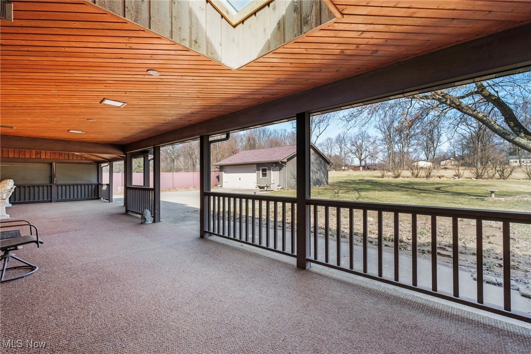 7059 Stewart Sharon Road Hubbard, OH 44425 - Photo 43 of 49 View of patio / terrace