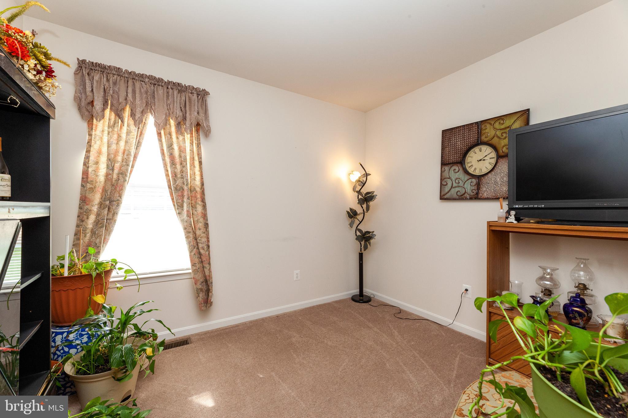 2042 Chesterfield Road Locust Grove, VA 22508 - Photo 10 of 27 Gallery Image 10