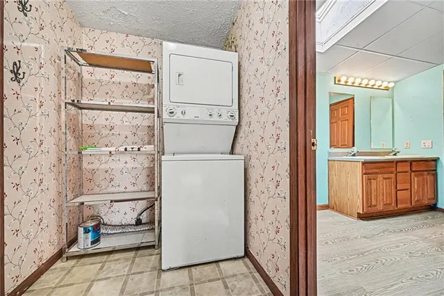 $400,000 | 1755 Southwest 214th Street, Plattsburg, MO 64477