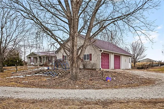 $400,000 | 1755 Southwest 214th Street, Plattsburg, MO 64477