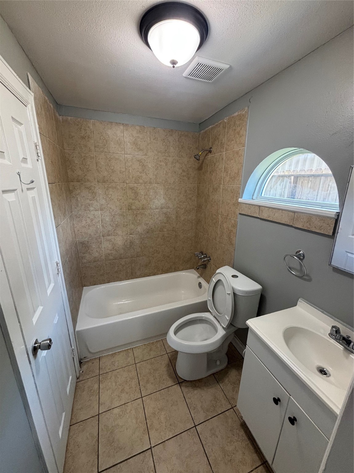 2013 Eubanks Street, Unit 9 Houston, TX 77093 - Photo 8 of 9