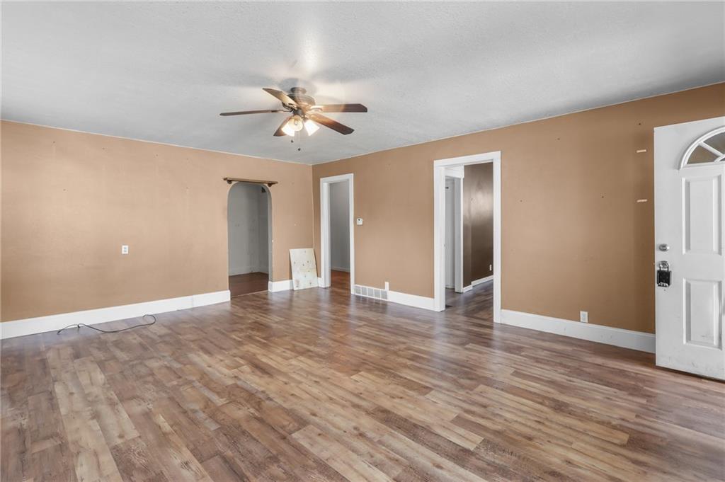 1109 Main Street Osawatomie, KS 66064 - Photo 3 of 13