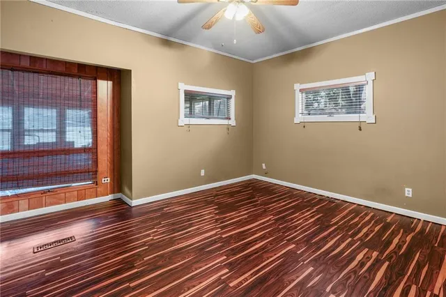 $107,100 | 1109 Main Street, Osawatomie, KS 66064