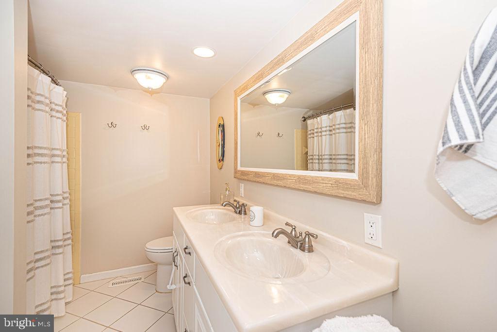 18 Windjammer Road Berlin, MD 21811 - Photo 34 of 59 Gallery Image 34