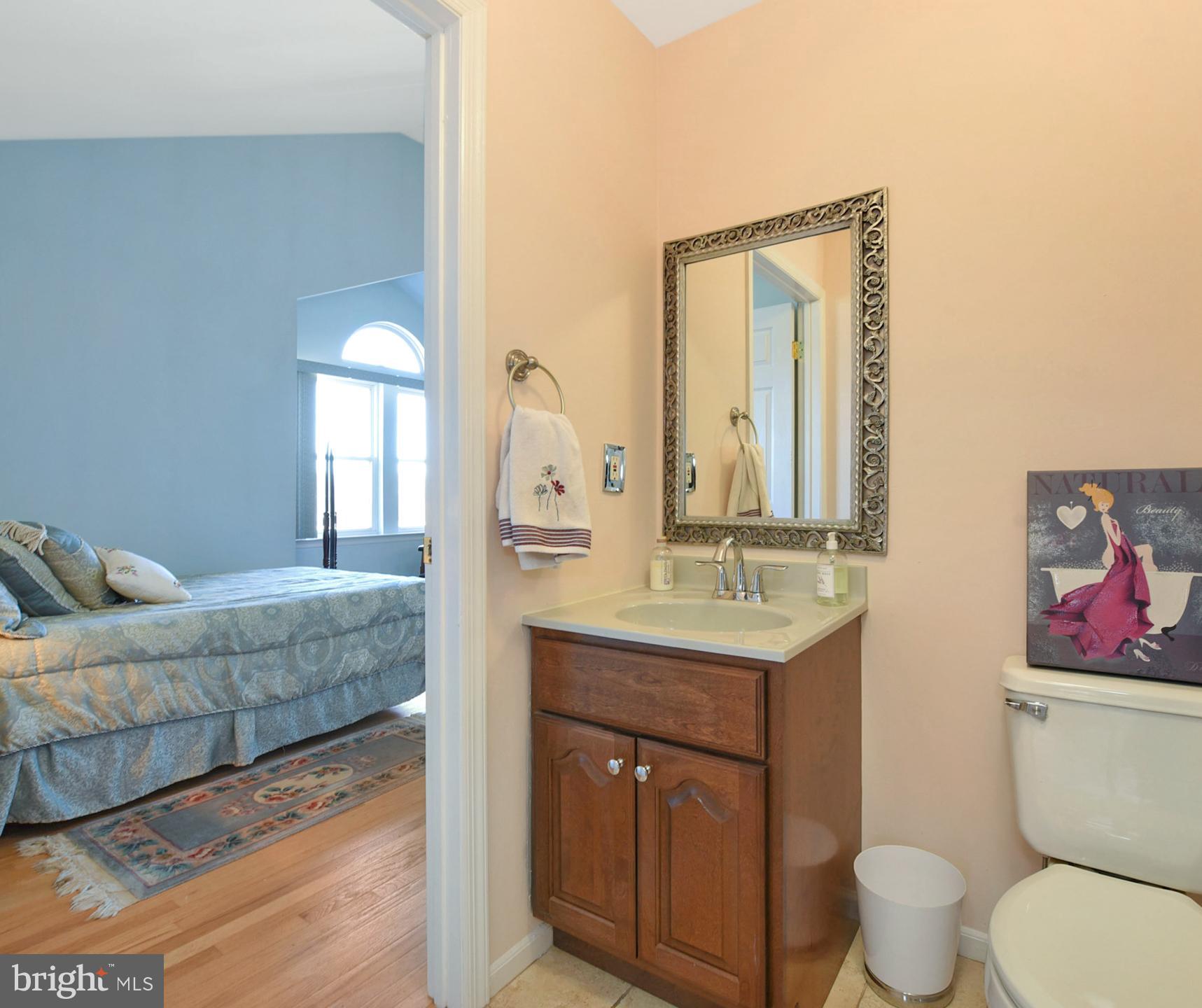 49 Friendship Road Cranbury, NJ 08512 - Photo 25 of 33 Hall Bath
