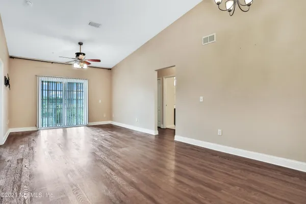 $1,500 | 4908 Key Lime Drive, Unit 302, Jacksonville, FL 32256