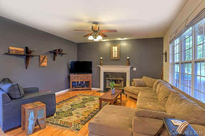 84 Walnut Crest Road Fletcher, NC 28732 - Photo 9 of 36