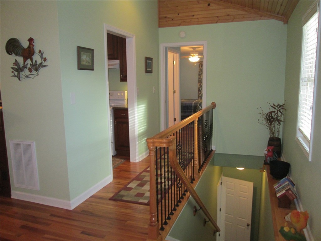 483 Collins Road Lavonia, GA 30553 - Photo 19 of 34 Gallery Image 19