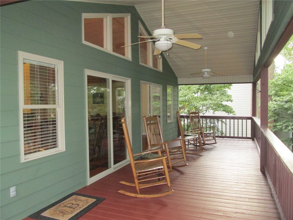 483 Collins Road Lavonia, GA 30553 - Photo 4 of 34 Gallery Image 4