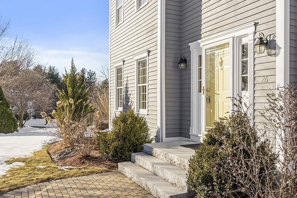 26 Chicory Road Westford, MA 01886 - Photo 4 of 42 Gallery Image 4