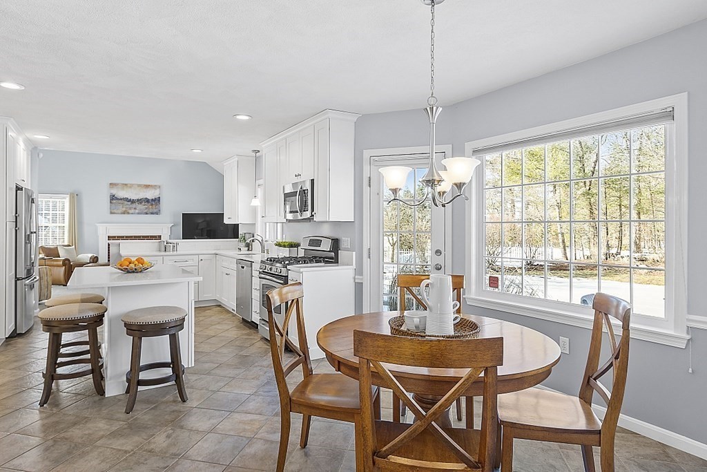 26 Chicory Road Westford, MA 01886 - Photo 6 of 42 Gallery Image 6