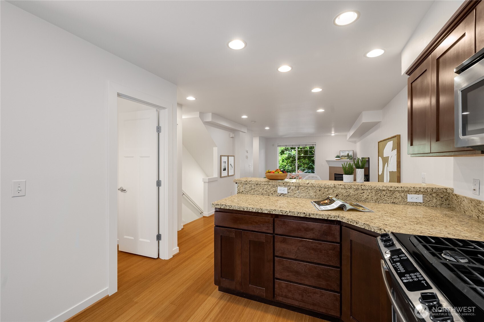 935 North 97th Street, Unit B Seattle, WA 98103 - Photo 13 of 37