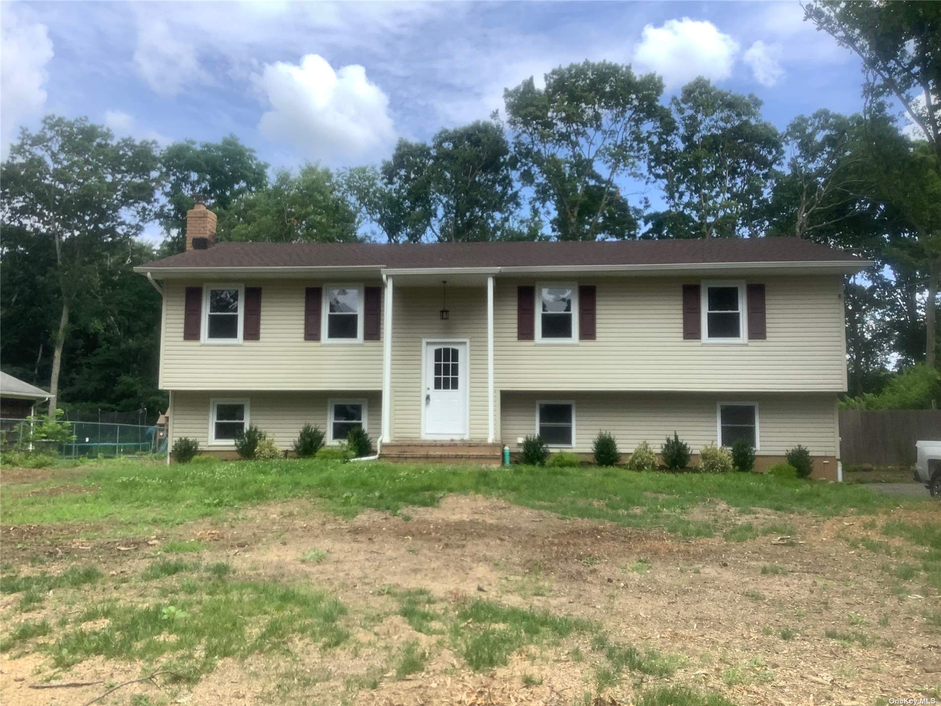 29 Rustic Road Yaphank, NY 11980 - Photo 1 of 1 Gallery Image 1