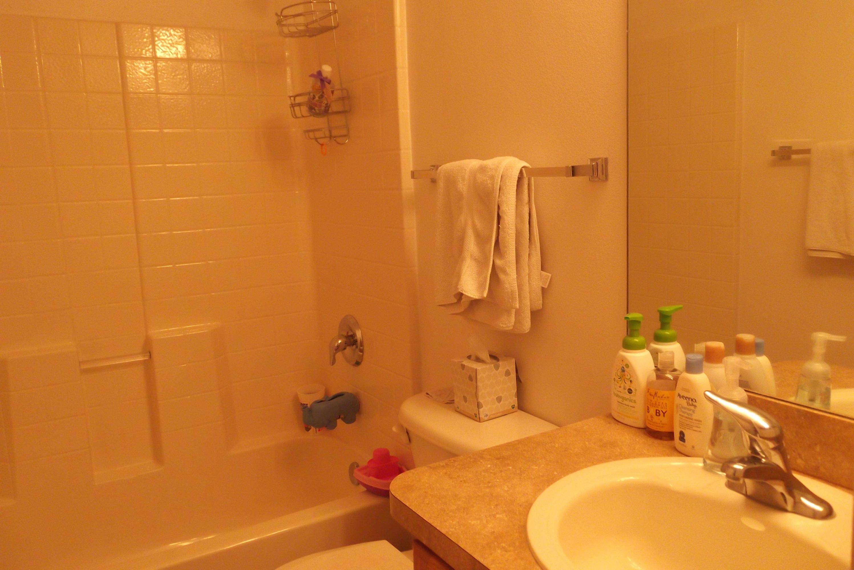 1002 Southwest McCall Road, Unit 1 Port St. Lucie, FL 34953 - Photo 7 of 12 Guest bath
