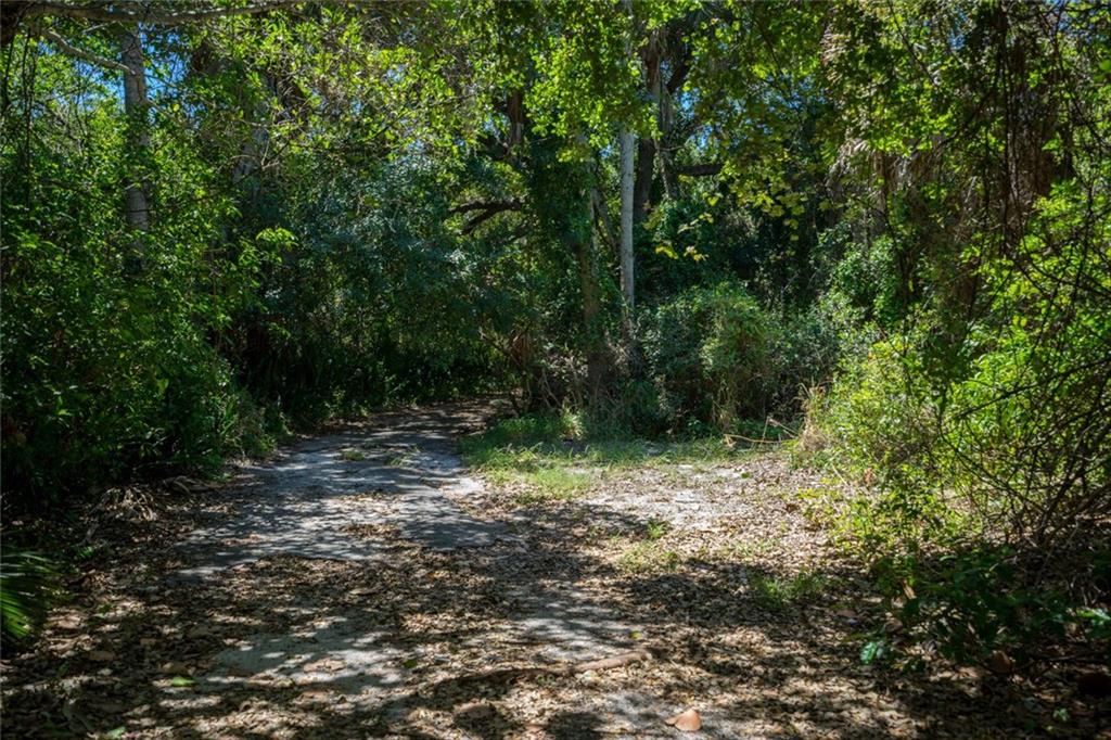 15 Mandalay Road Sewall's Point, FL 34996 - Photo 9 of 21 Gallery Image 9