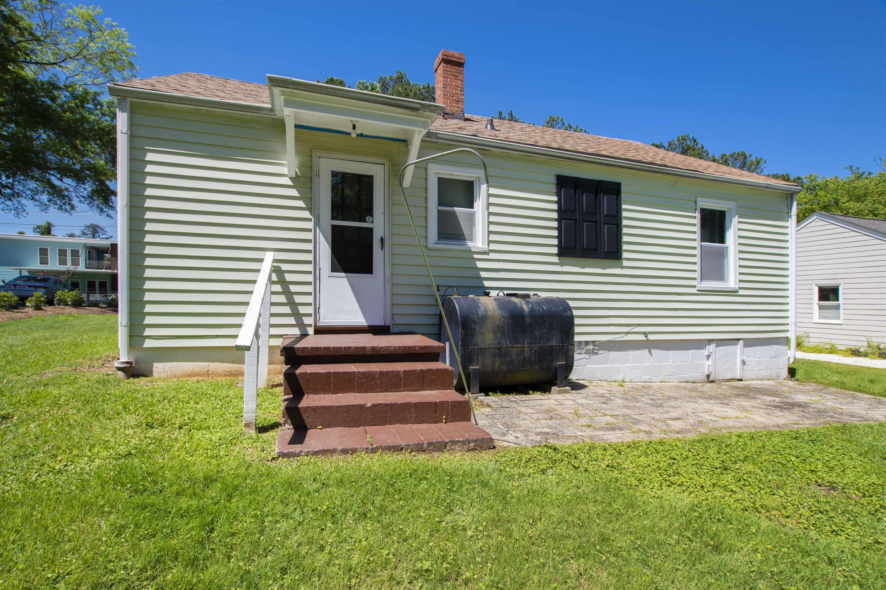 207 Baggett Avenue Raleigh, NC 27604 - Photo 4 of 27 Photo 4