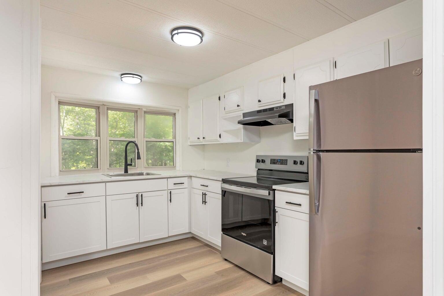 1004 Chestnut Ridge Road Spring City, TN 37381 - Photo 2 of 25 Kitchen