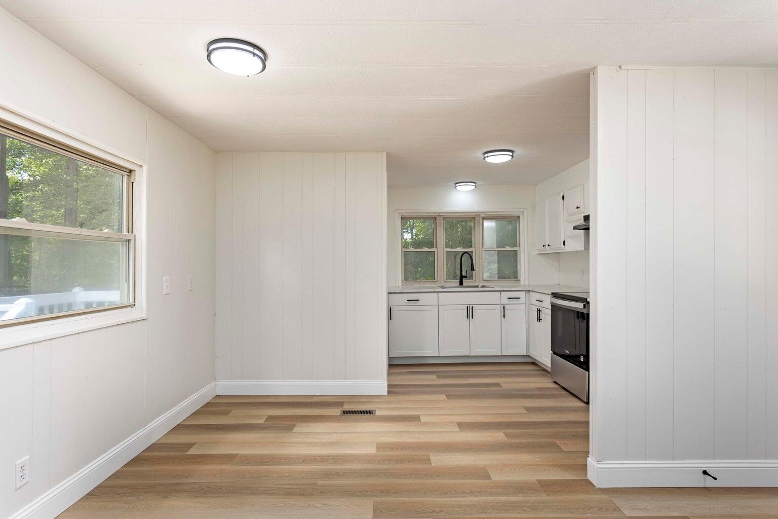 1004 Chestnut Ridge Road Spring City, TN 37381 - Photo 8 of 25 Dining