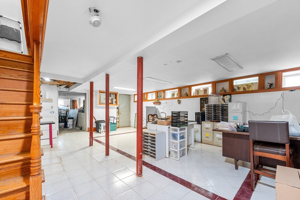 10 Washington Park Newton, MA 02460 - Photo 25 of 38