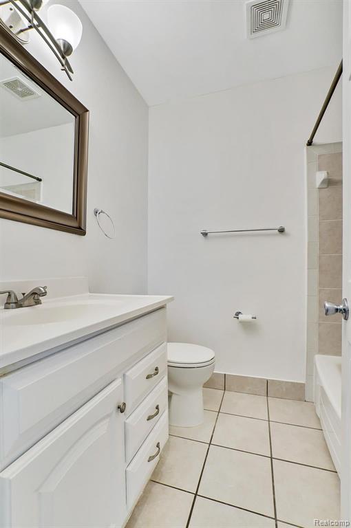 755 West Maple Road Clawson, MI 48017 - Photo 10 of 21